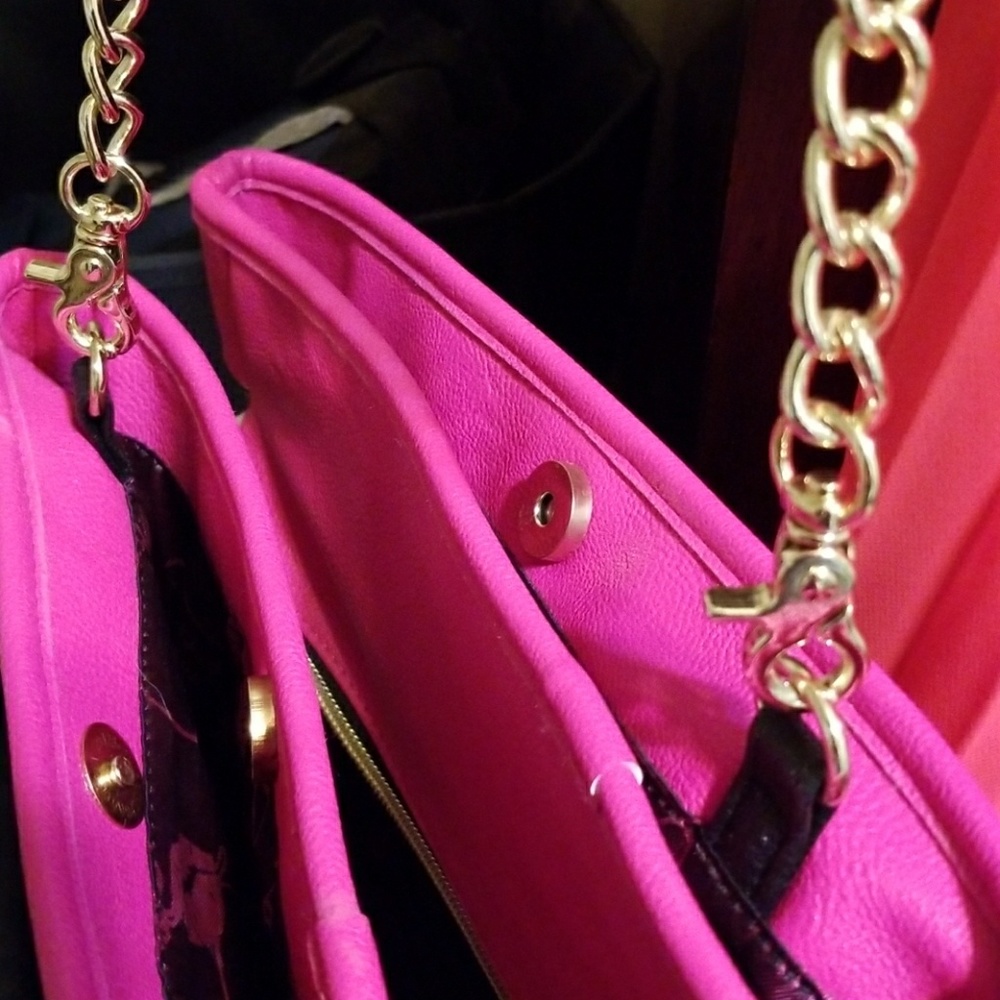 Designer Purse - Picture 5 of 8
